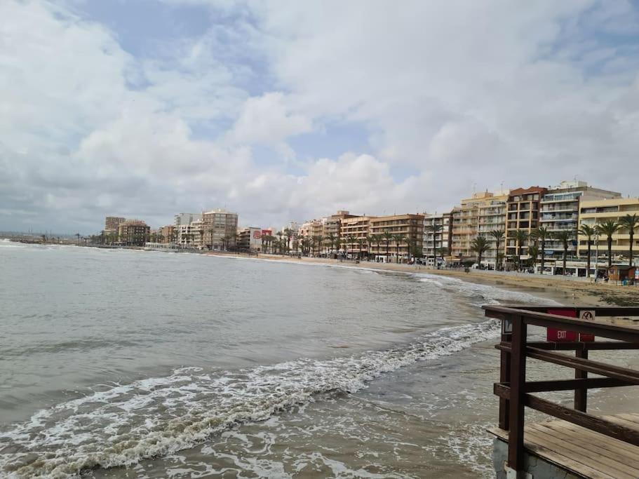 Alex Bungalow Apartamento Torrevieja Exterior foto