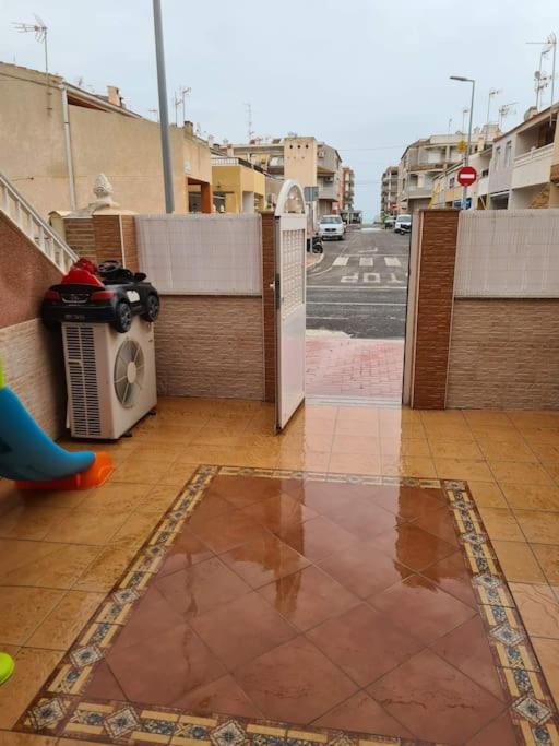 Alex Bungalow Apartamento Torrevieja Exterior foto