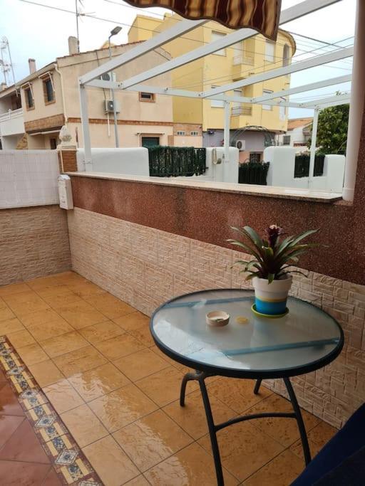 Alex Bungalow Apartamento Torrevieja Exterior foto