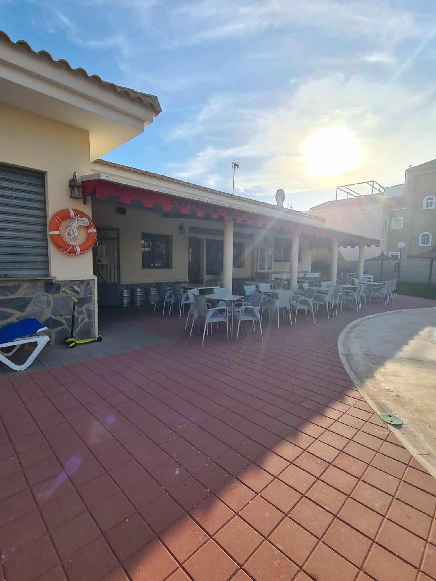 Alex Bungalow Apartamento Torrevieja Exterior foto