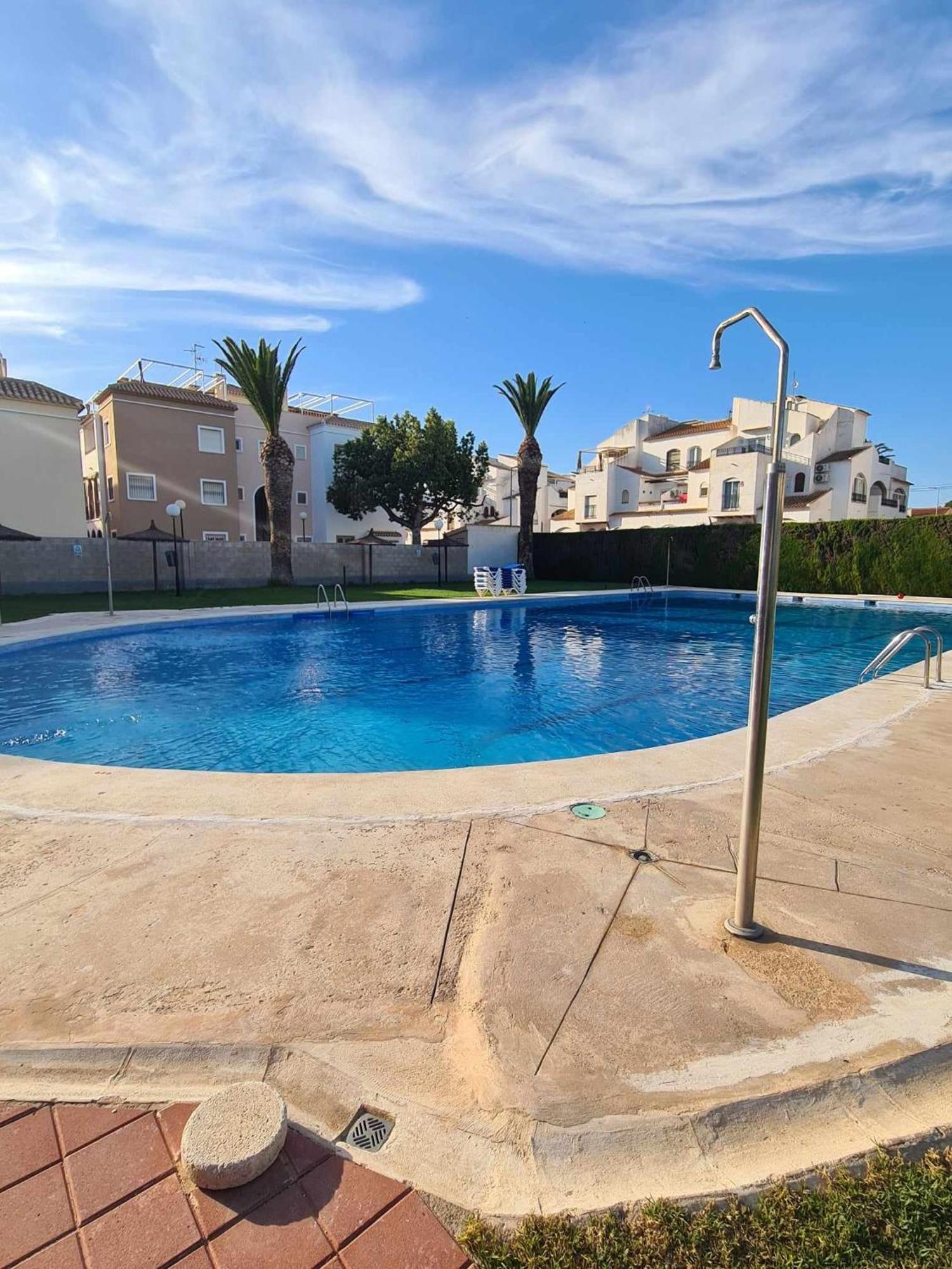 Alex Bungalow Apartamento Torrevieja Exterior foto